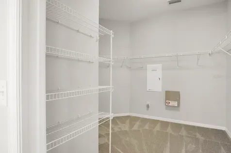 6009 Gannetdale Drive Lithia FL 33547