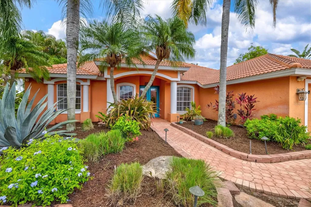 4860 Cedar Oak Way Sarasota FL 34233