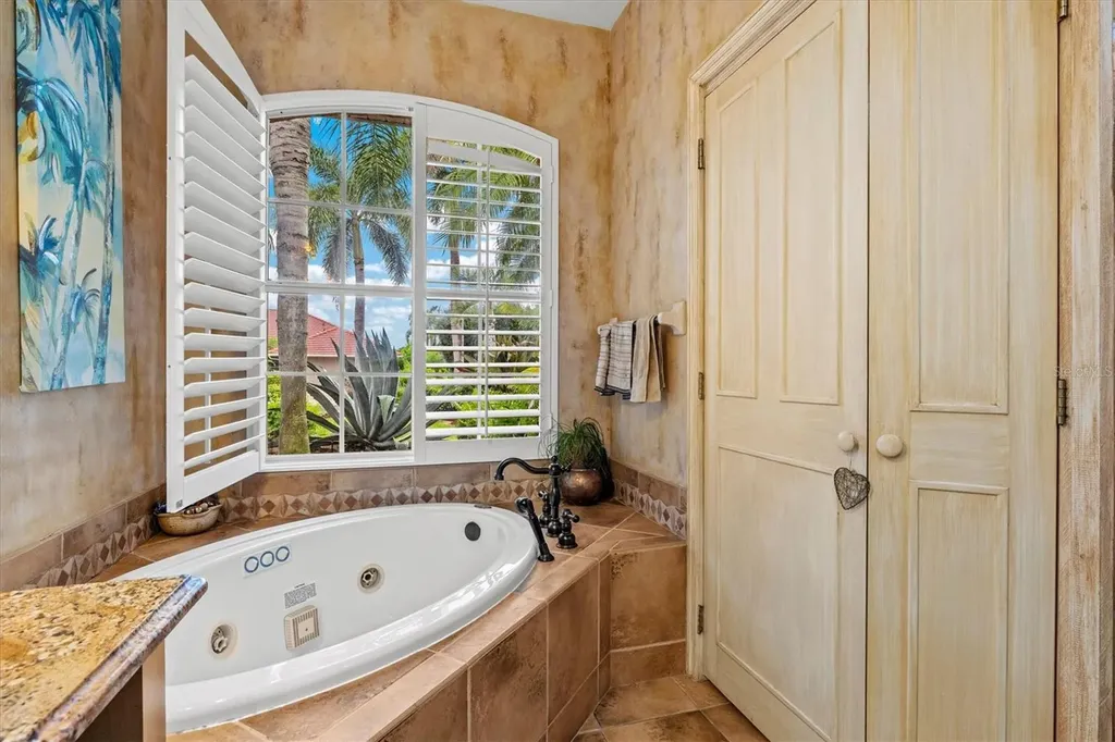 4860 Cedar Oak Way Sarasota FL 34233