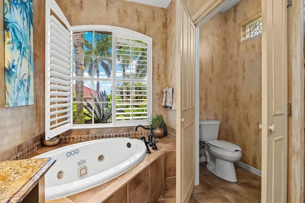 4860 Cedar Oak Way Sarasota FL 34233