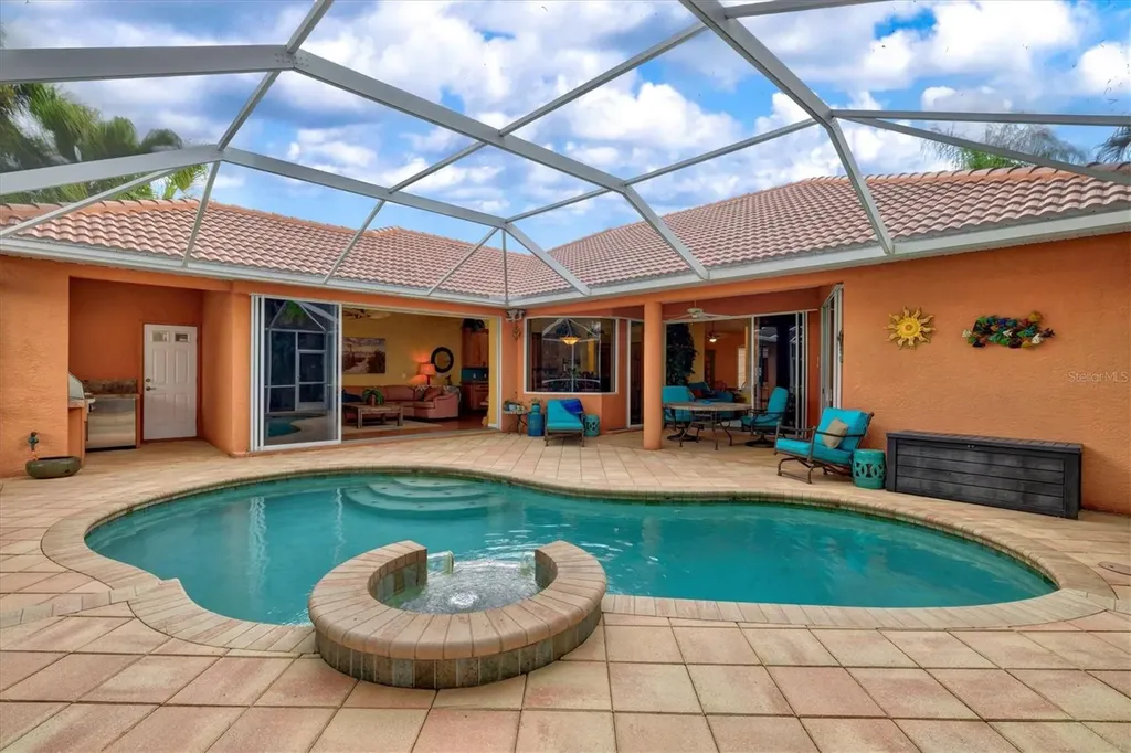 4860 Cedar Oak Way Sarasota FL 34233