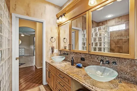 4860 Cedar Oak Way Sarasota FL 34233