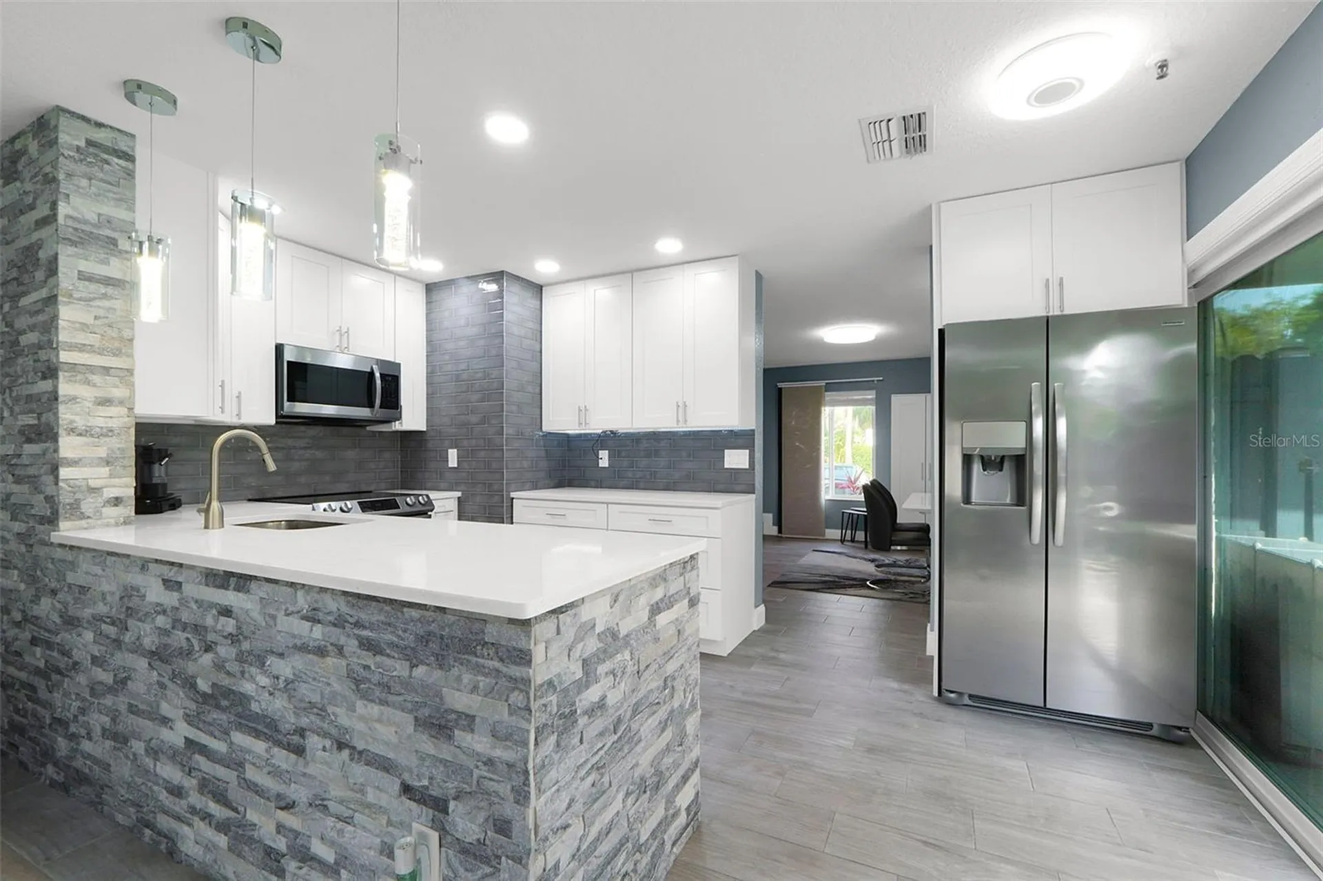 4101 Brigadoon Circle Clearwater FL 33759