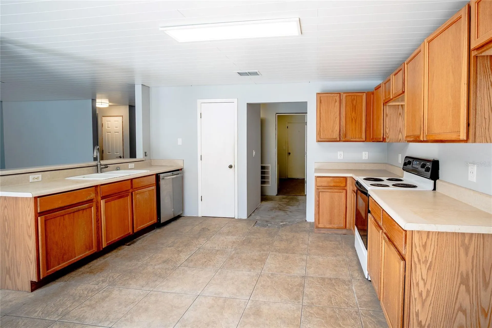 381 Augustine Court Oviedo FL 32765