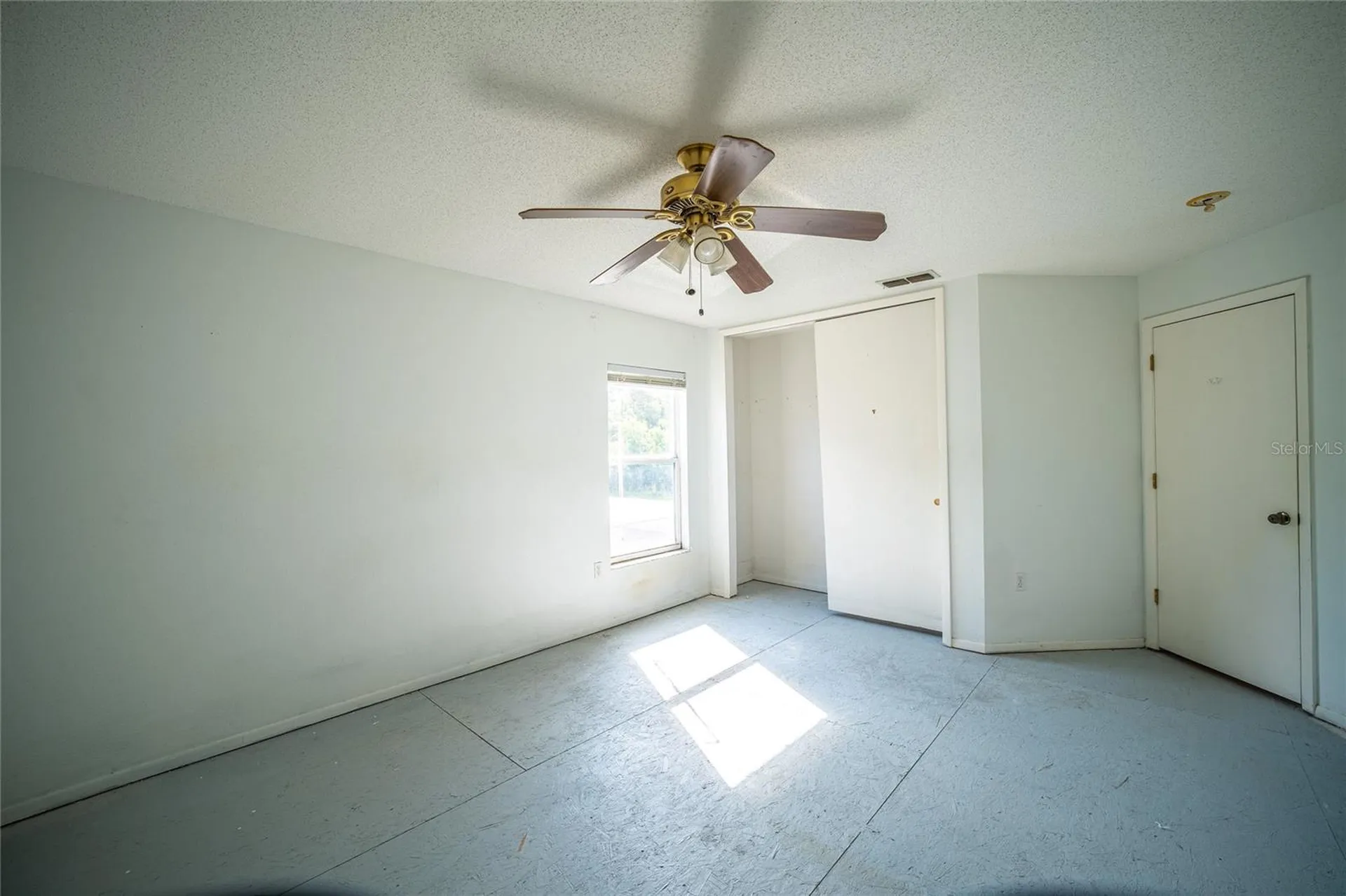 381 Augustine Court Oviedo FL 32765