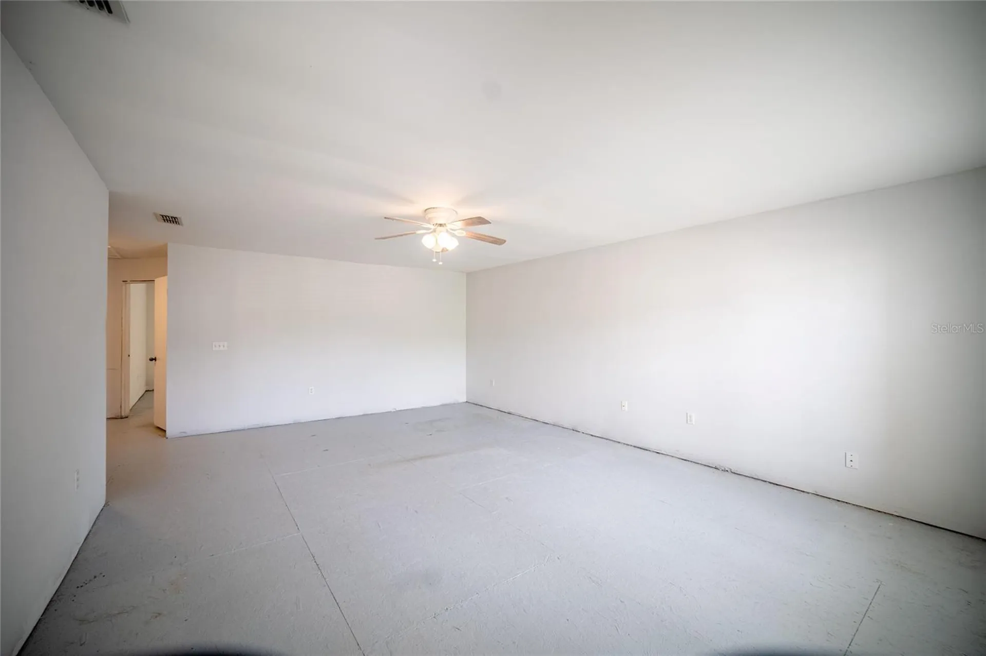 381 Augustine Court Oviedo FL 32765