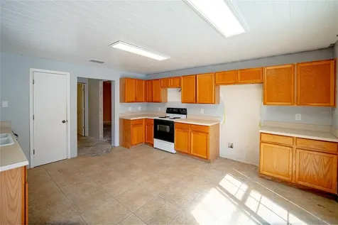 381 Augustine Court Oviedo FL 32765