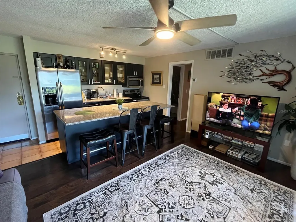 2632 Hidden Lake Dr N Sarasota FL 34237