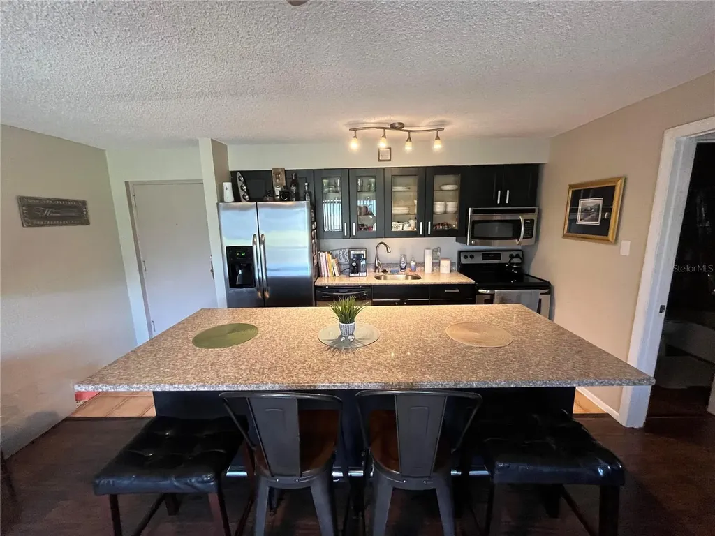 2632 Hidden Lake Dr N Sarasota FL 34237