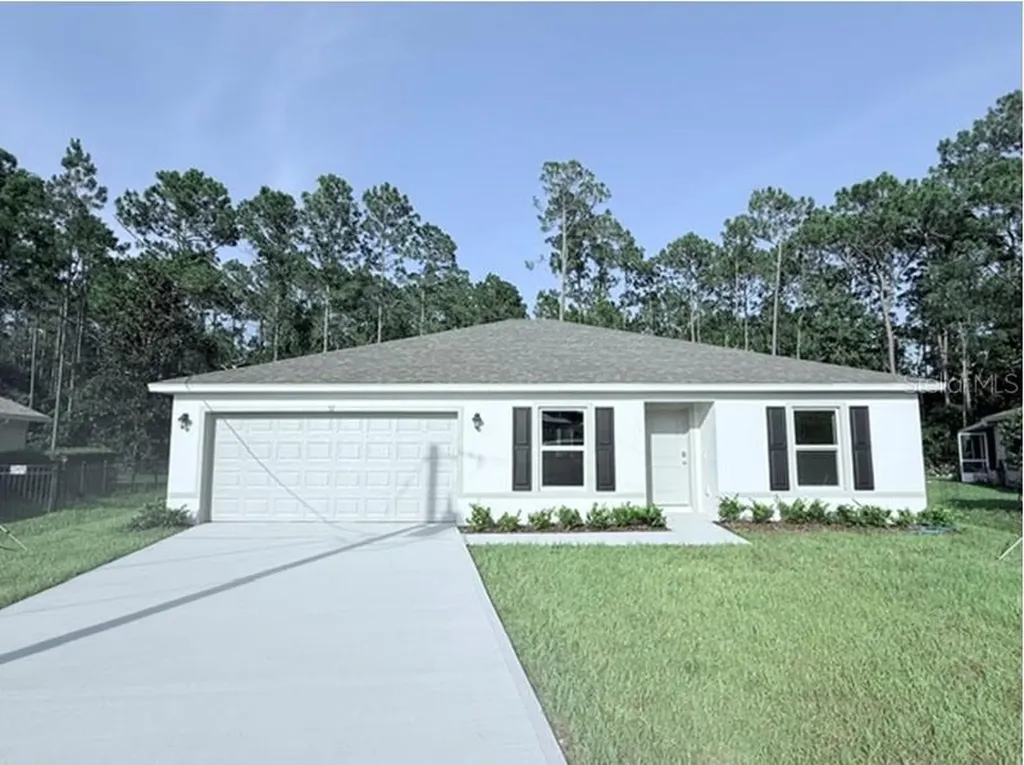 32 Kalamazoo Trail Palm Coast FL 32164