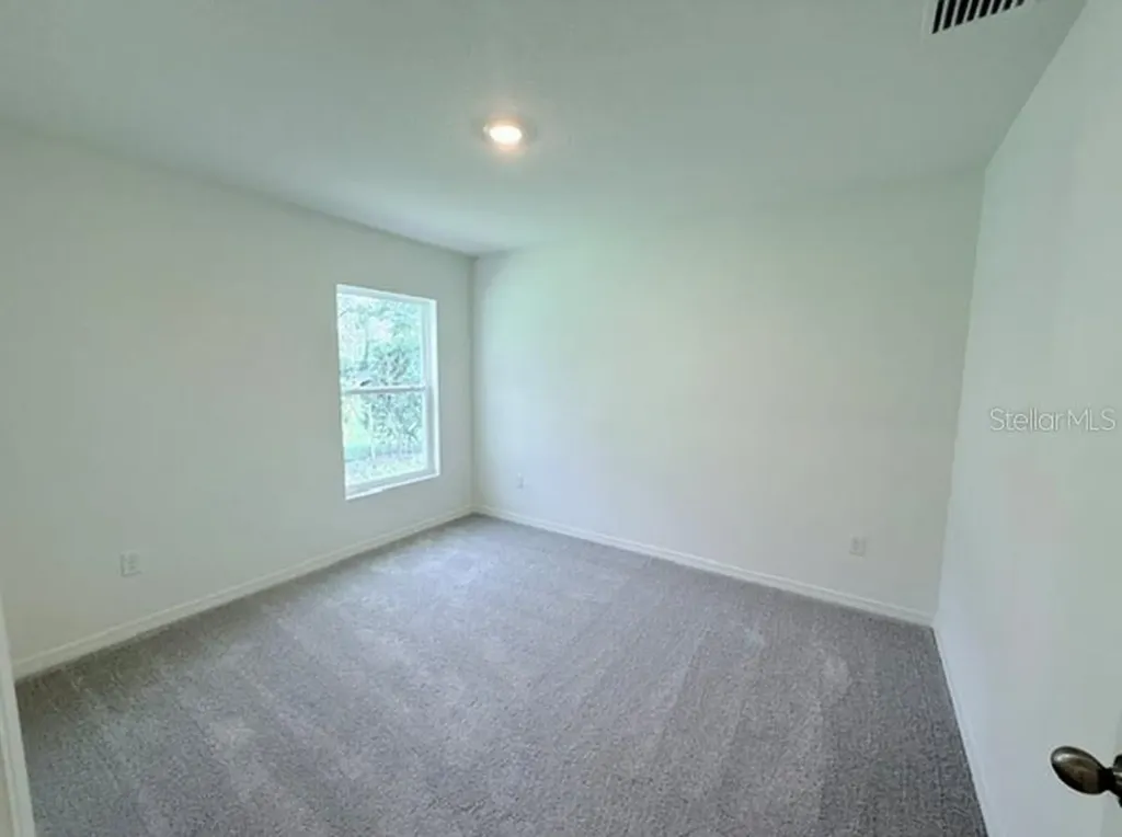 32 Kalamazoo Trail Palm Coast FL 32164