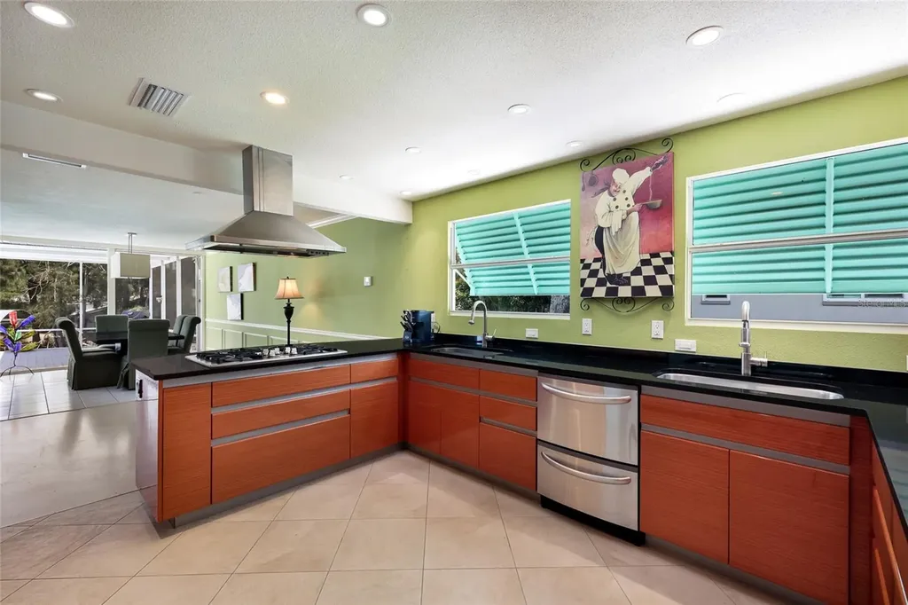 311 Magellan Drive Sarasota FL 34243