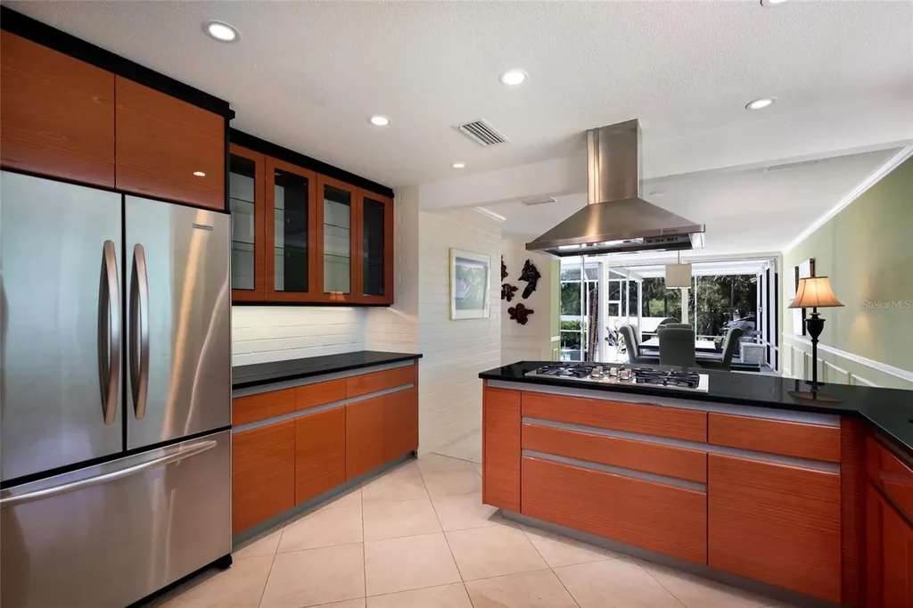 311 Magellan Drive Sarasota FL 34243