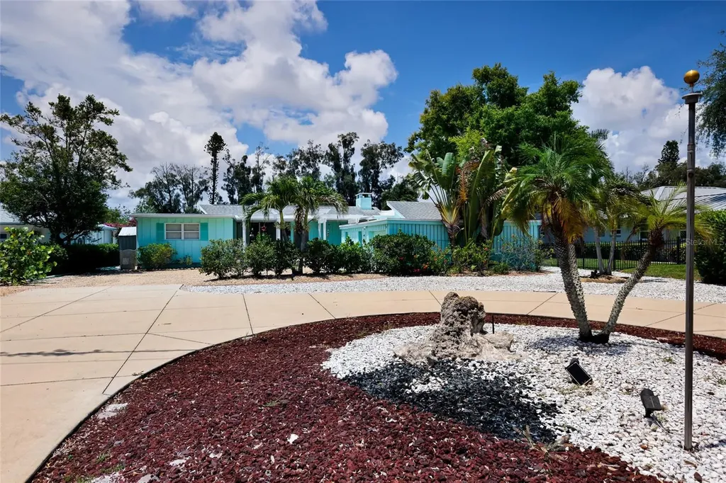 311 Magellan Drive Sarasota FL 34243