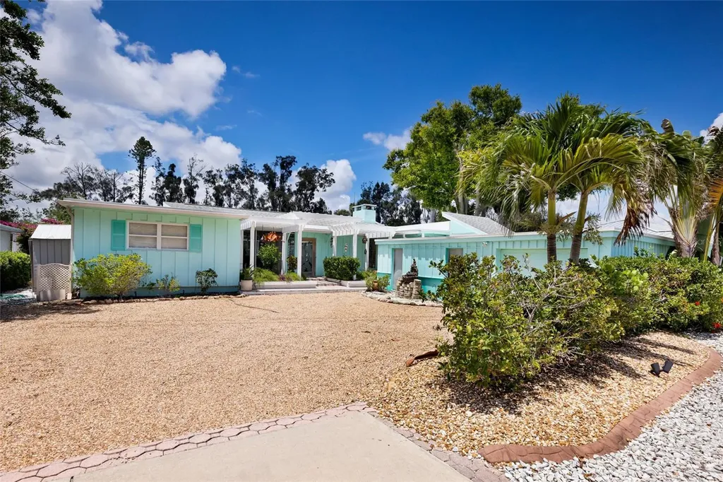 311 Magellan Drive Sarasota FL 34243