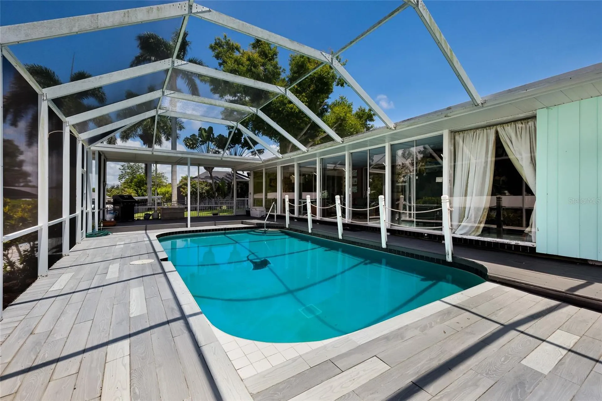 311 Magellan Drive Sarasota FL 34243