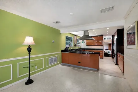 311 Magellan Drive Sarasota FL 34243