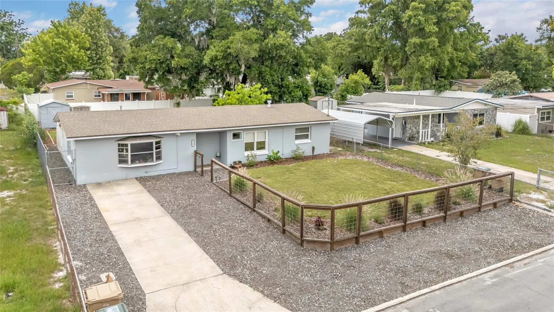 855 Pearl Drive Mount Dora FL 32757