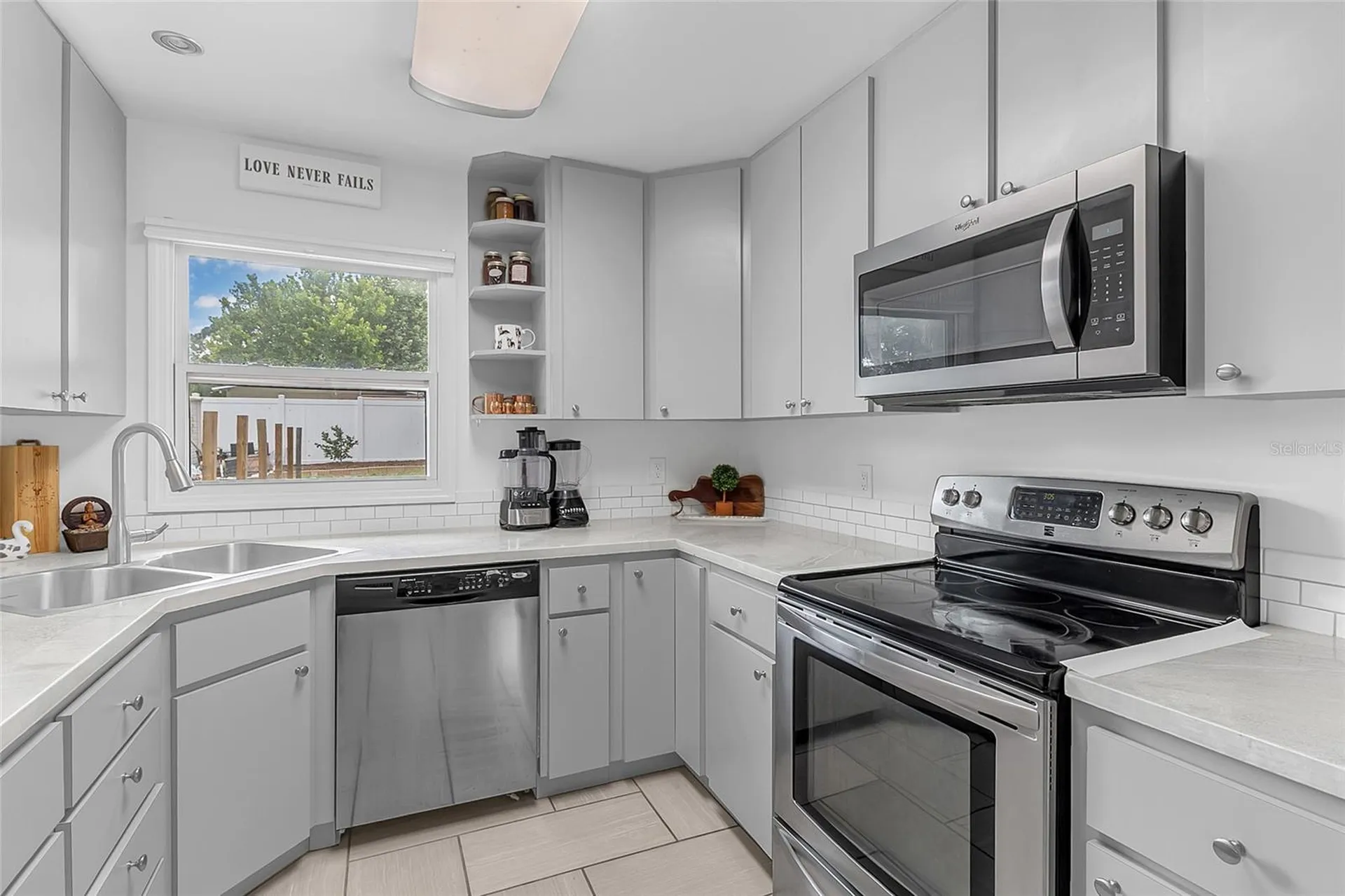 855 Pearl Drive Mount Dora FL 32757