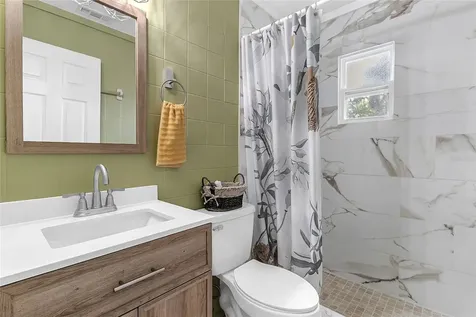 855 Pearl Drive Mount Dora FL 32757
