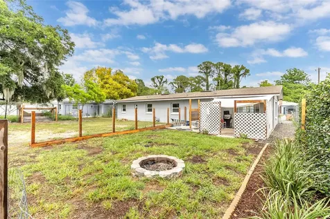 855 Pearl Drive Mount Dora FL 32757