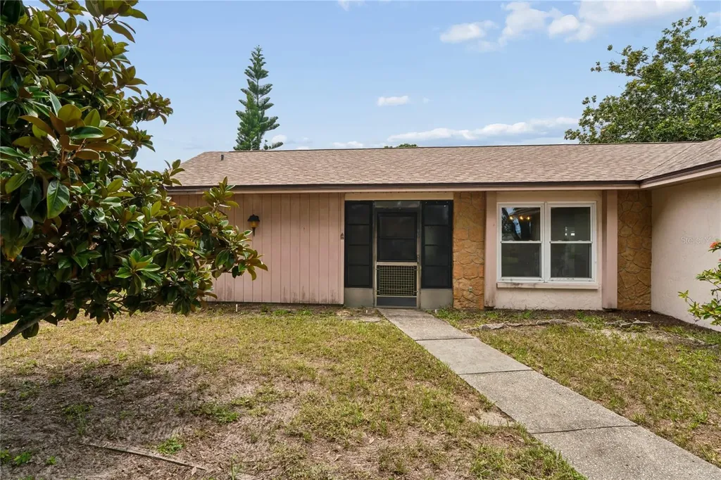 1603 Glengarry Drive Palm Harbor FL 34684