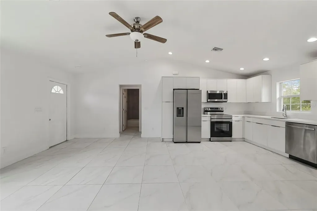 107 Elba Drive NE Lake Placid FL 33852