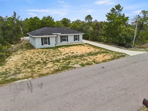 107 Elba Drive NE Lake Placid FL 33852