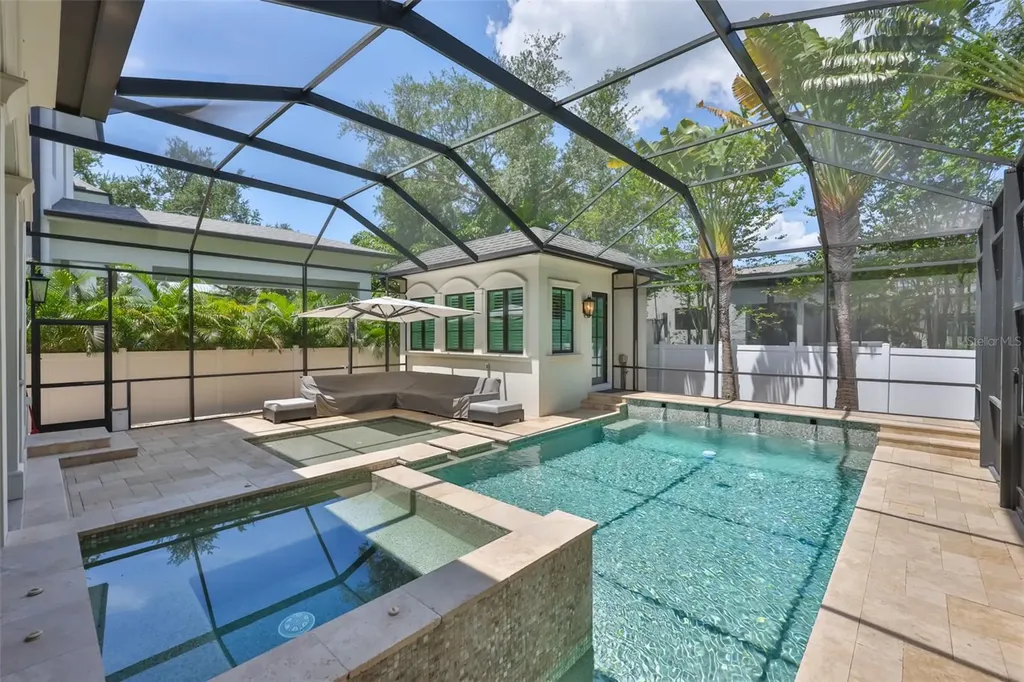 629 Riviera Drive Tampa FL 33606