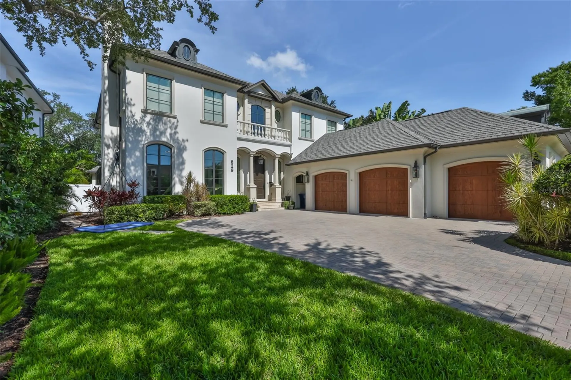 629 Riviera Drive Tampa FL 33606