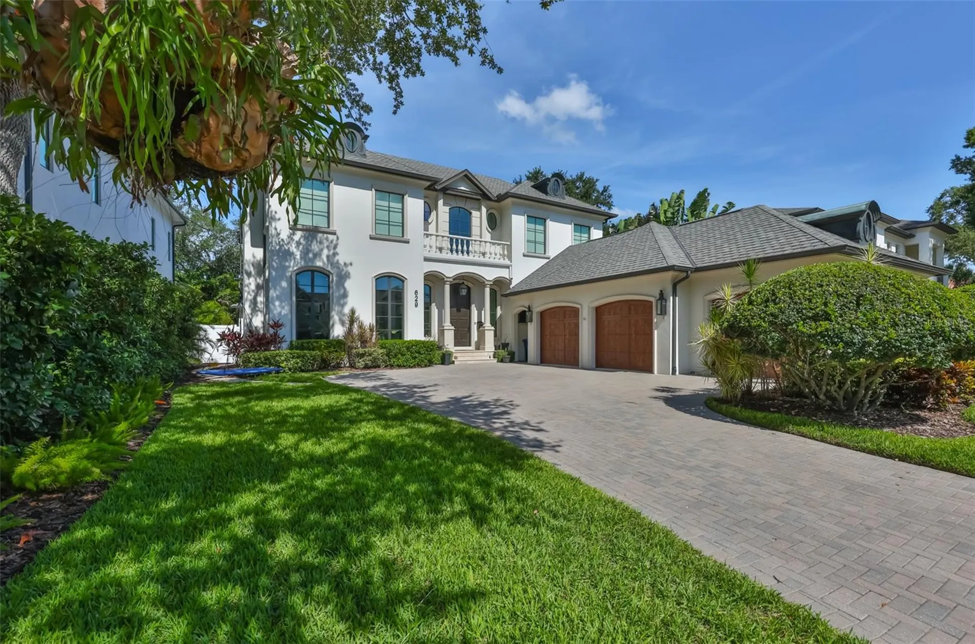 629 Riviera Drive Tampa FL 33606