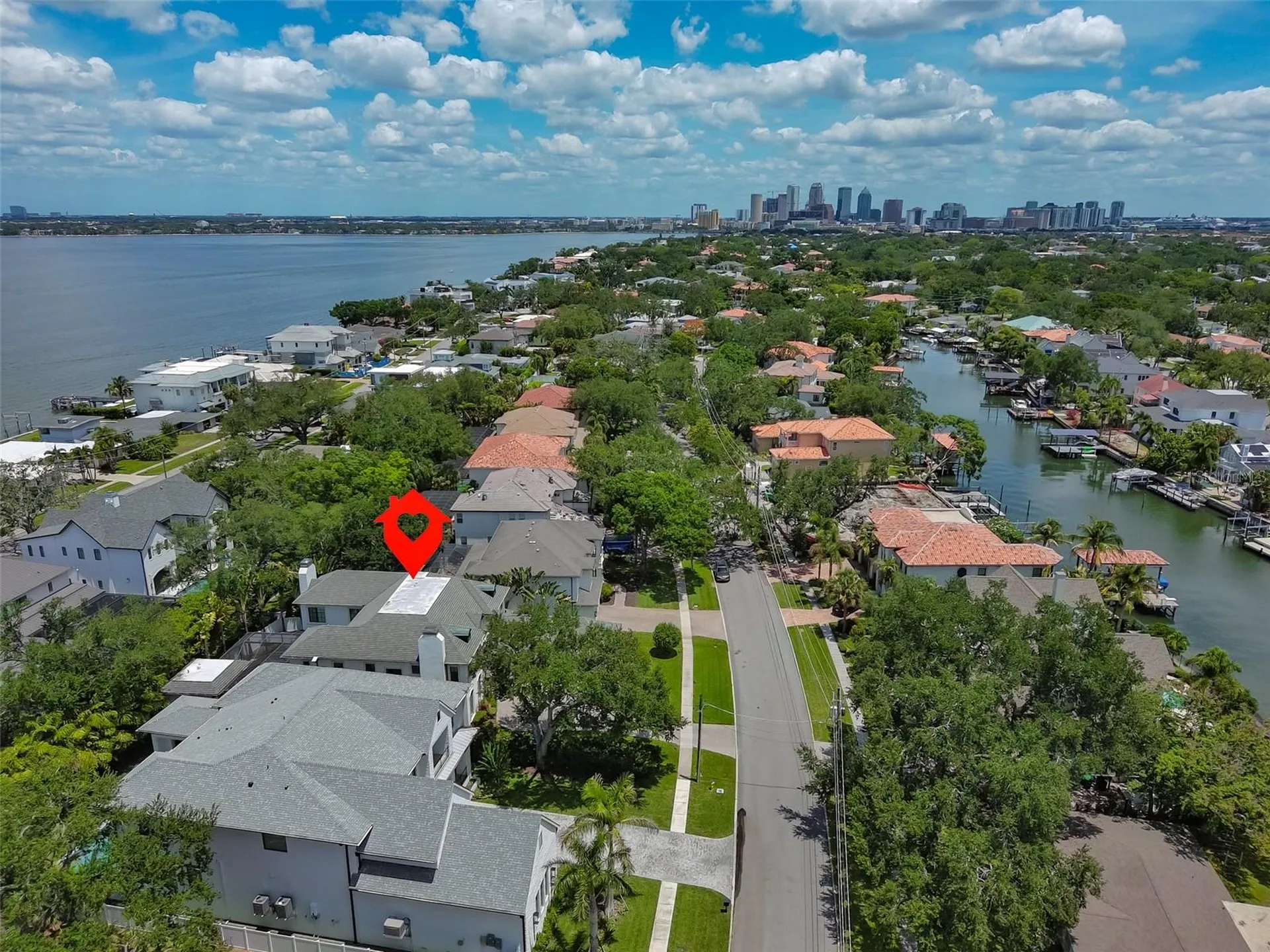 629 Riviera Drive Tampa FL 33606