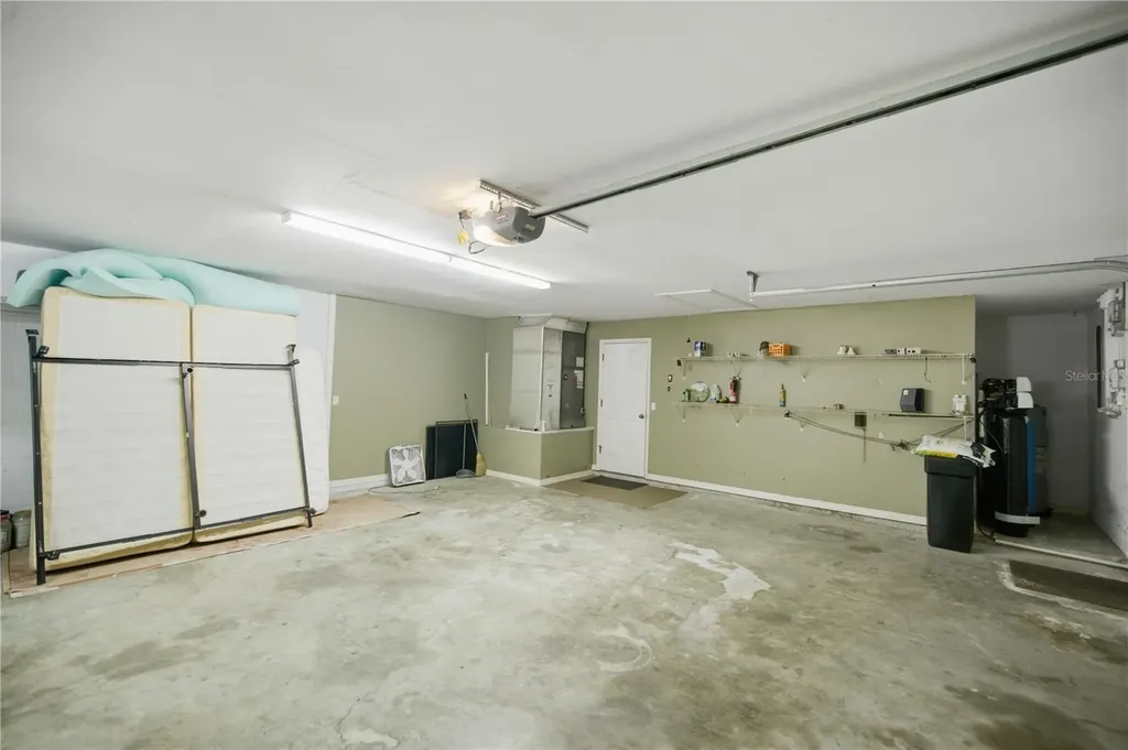 8930 SE 17th Court Ocala FL 34480