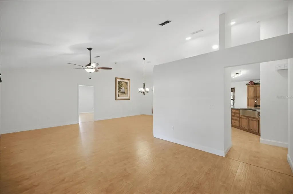 8930 SE 17th Court Ocala FL 34480