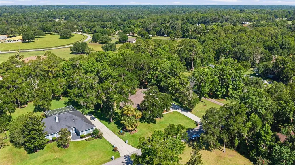 8930 SE 17th Court Ocala FL 34480