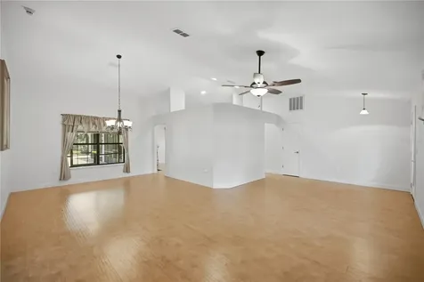 8930 SE 17th Court Ocala FL 34480