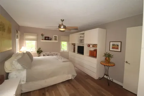 4532 N Ascot Circle Sarasota FL 34235