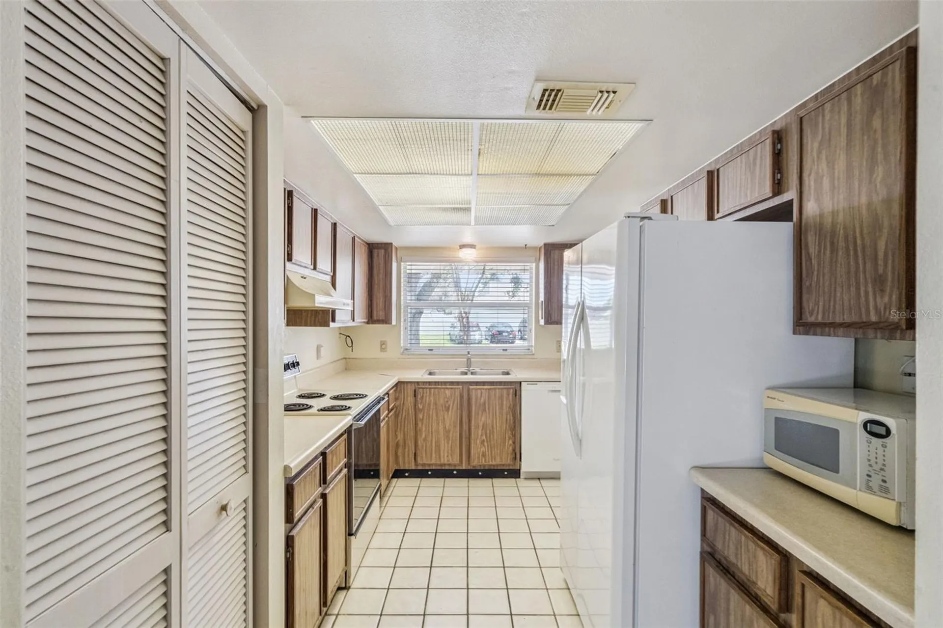 452 Boxwood Court Kissimmee FL 34743