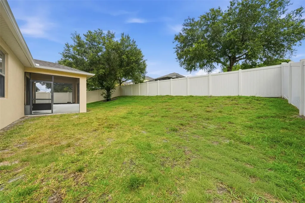 20945 Oldenburg Loop Mount Dora FL 32757