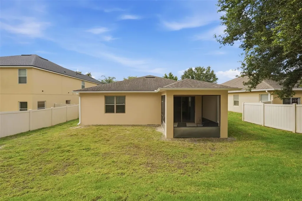 20945 Oldenburg Loop Mount Dora FL 32757