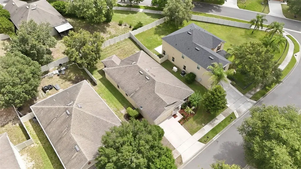 20945 Oldenburg Loop Mount Dora FL 32757