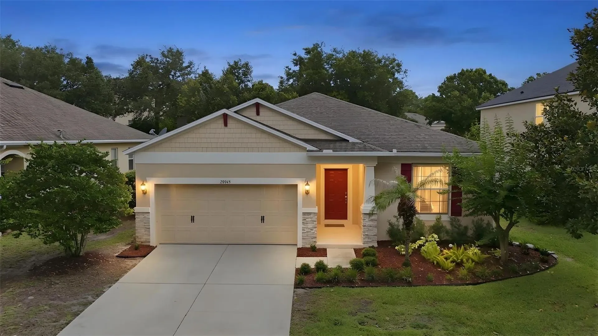 20945 Oldenburg Loop Mount Dora FL 32757
