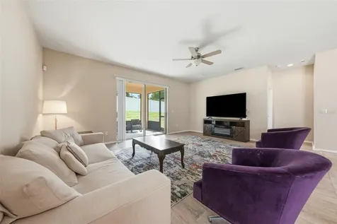 20945 Oldenburg Loop Mount Dora FL 32757