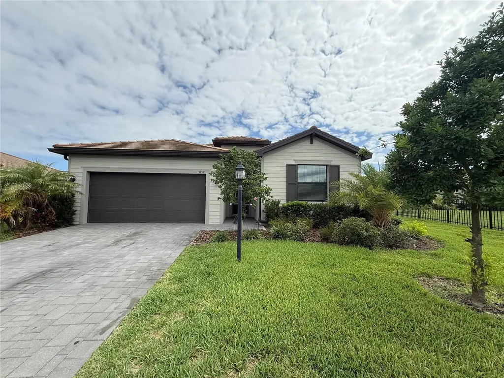 5132 Coral Reef Way Bradenton FL 34211