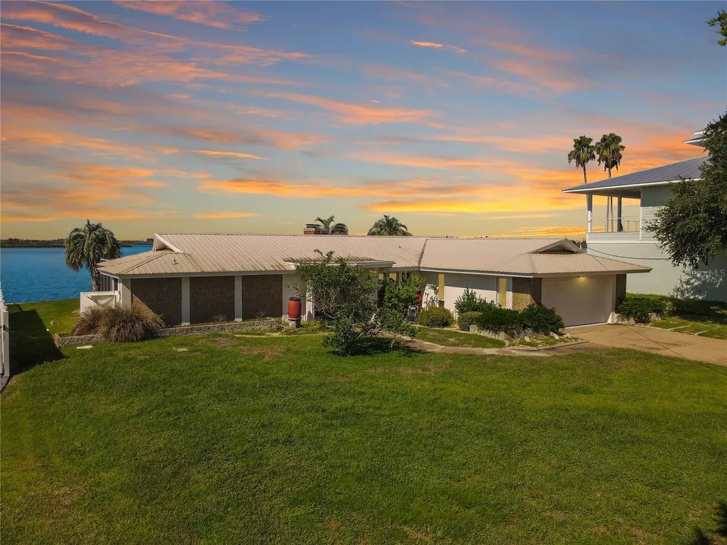 12000 W Bayshore Drive Crystal River FL 34429