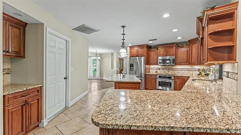 1428 N Timberidge Loop Lakeland FL 33809