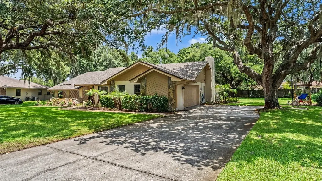 1428 N Timberidge Loop Lakeland FL 33809