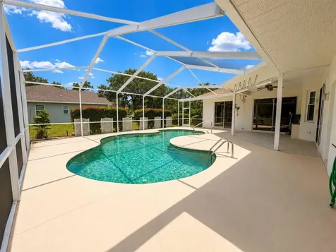 48 N Crystal Meadow Path Lecanto FL 34461