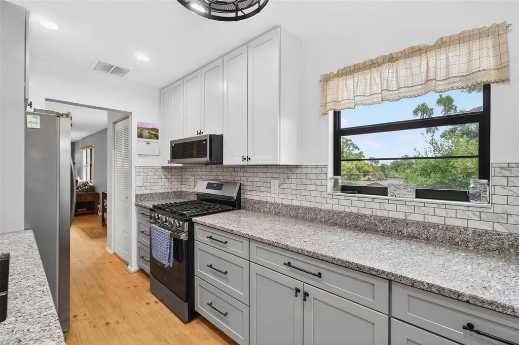 5975 Terrace Park Drive N St Petersburg FL 33709