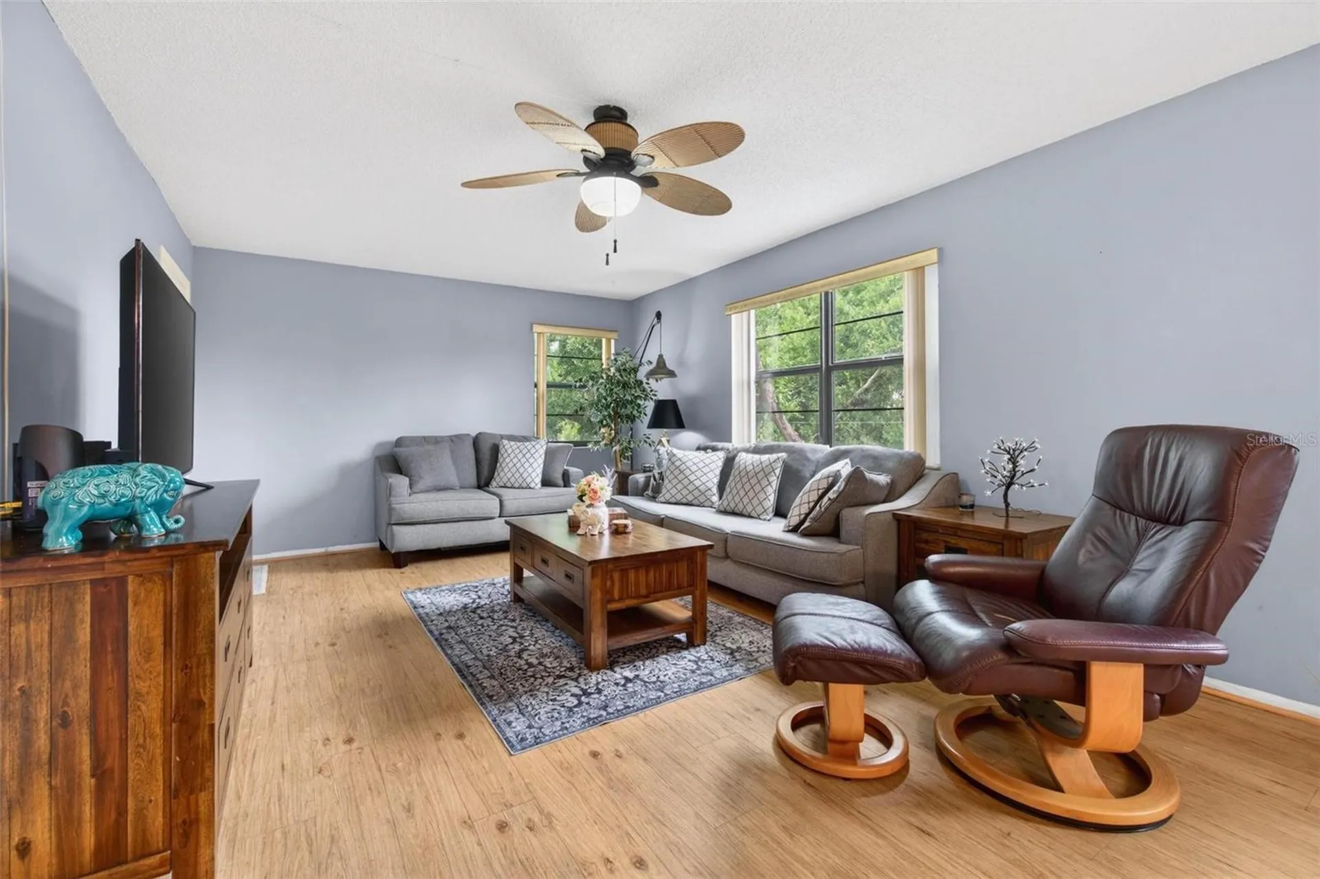 5975 Terrace Park Drive N St Petersburg FL 33709